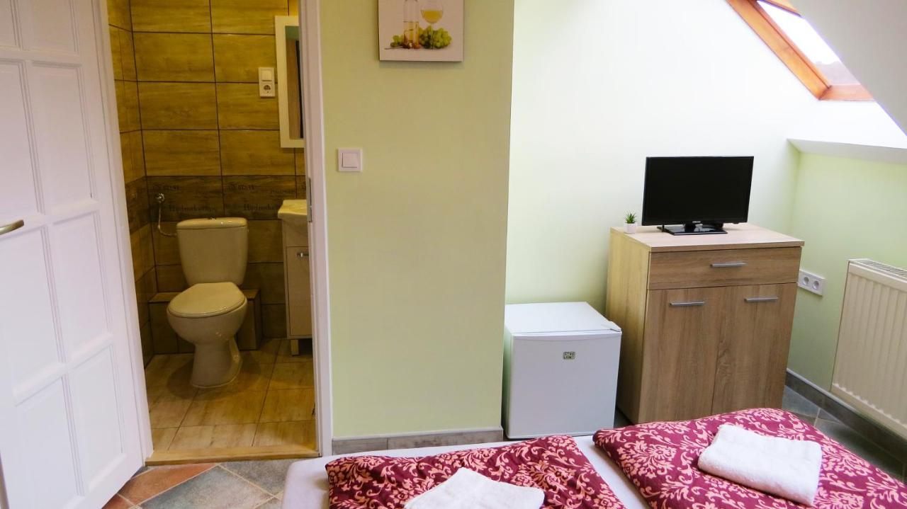 Hotel Hőforrás Wellness Panzió Egerszalók Exterior foto